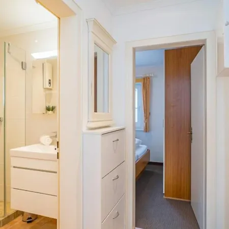 Lägenhet Bismarckstrasse 5a, App 4 *